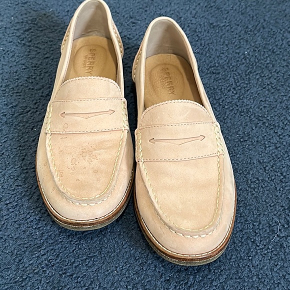 Sperry Shoes - Sperry Seaport Penny Loafer Size 8.5